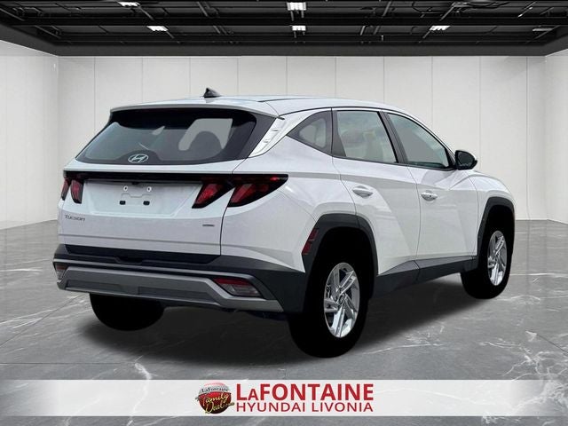 2026 Hyundai TUCSON SE