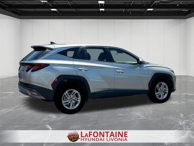 2026 Hyundai TUCSON SE