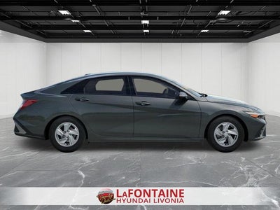 2026 Hyundai ELANTRA SE