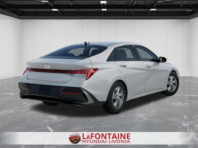 2026 Hyundai ELANTRA SE