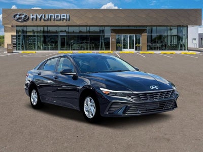 2026 Hyundai ELANTRA SE