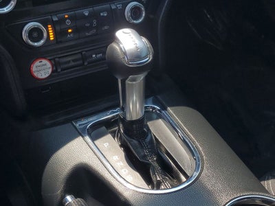 2017 Ford Mustang V6