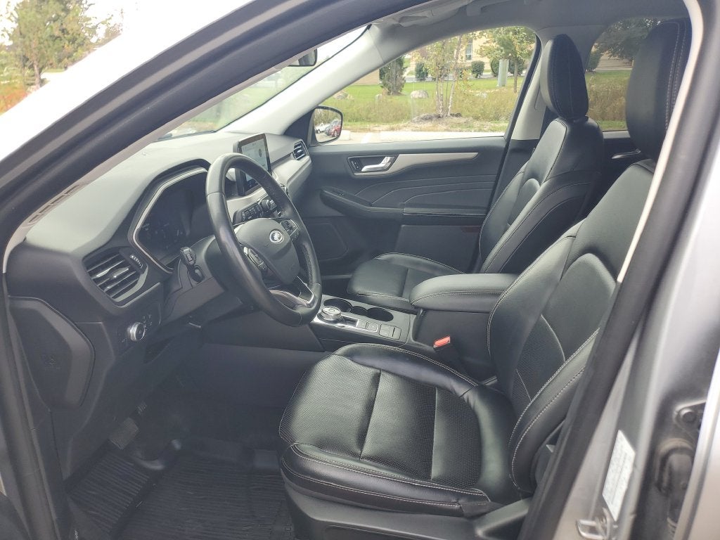 2022 Ford Escape SEL