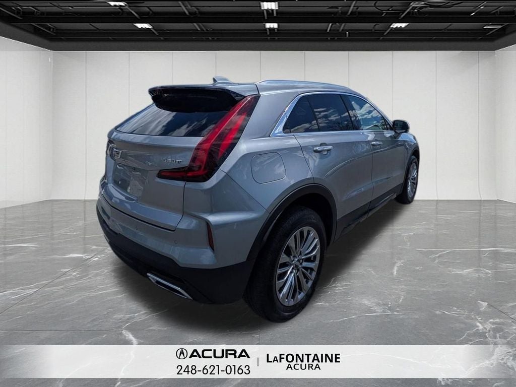 2025 Cadillac XT4 Premium Luxury
