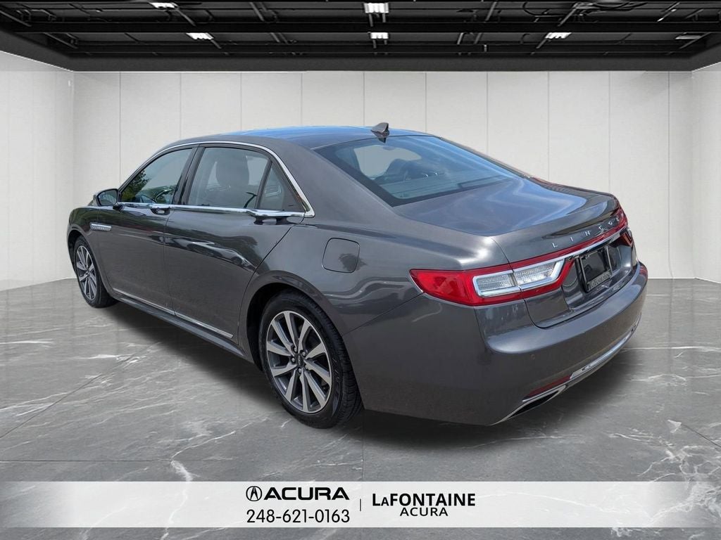 2018 Lincoln Continental Premiere