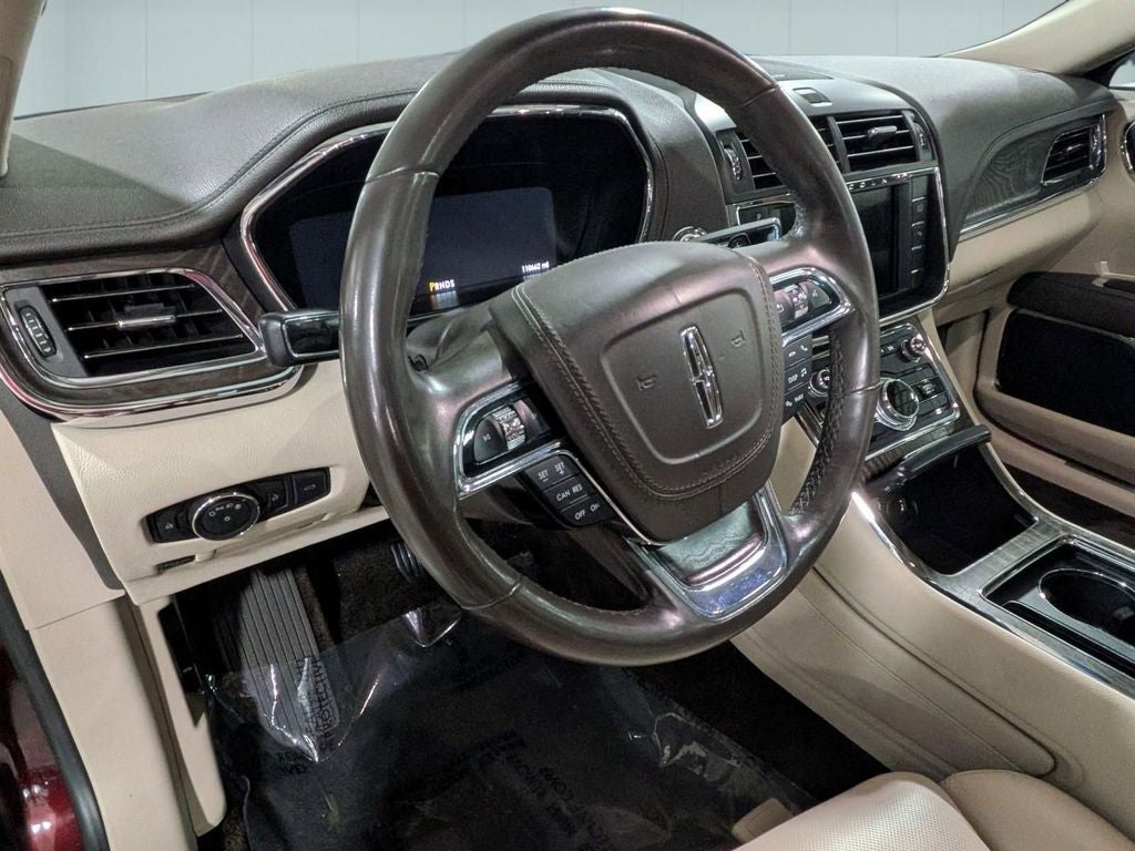 2017 Lincoln Continental Select