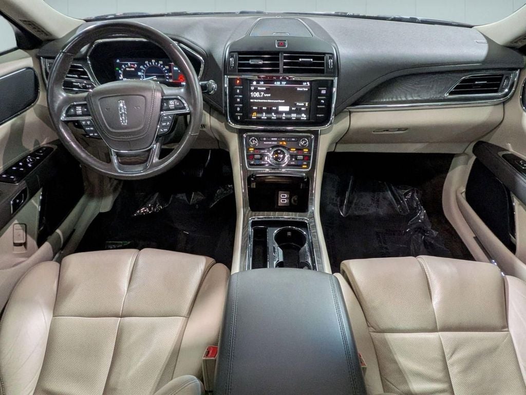 2017 Lincoln Continental Select