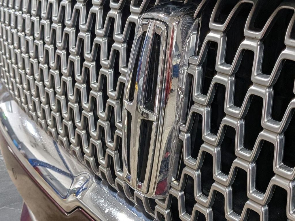 2017 Lincoln Continental Select