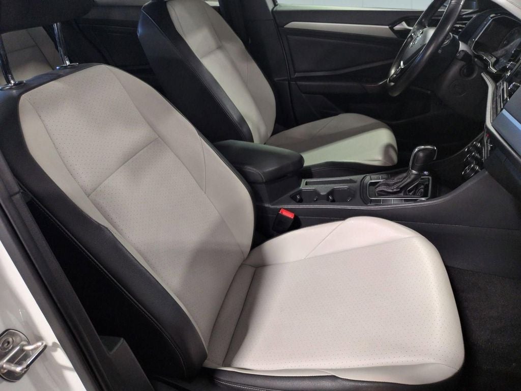 2019 Volkswagen Jetta R-Line
