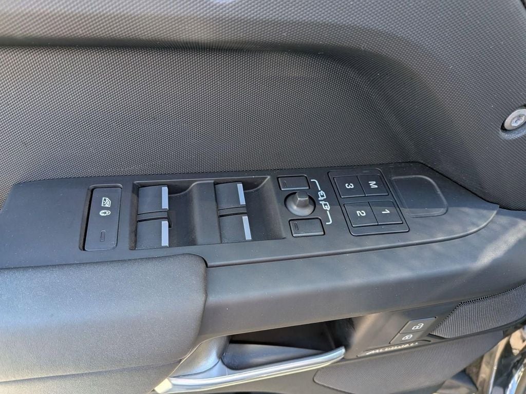 2023 Lincoln Aviator Standard