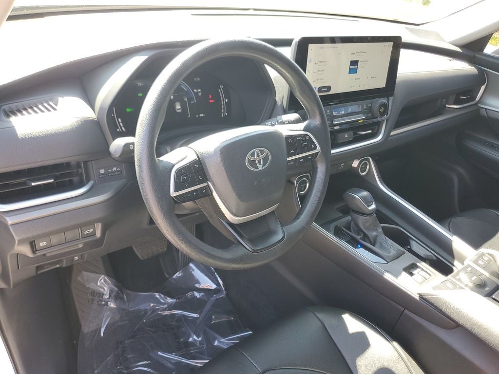 2025 Toyota Grand Highlander Hybrid LE