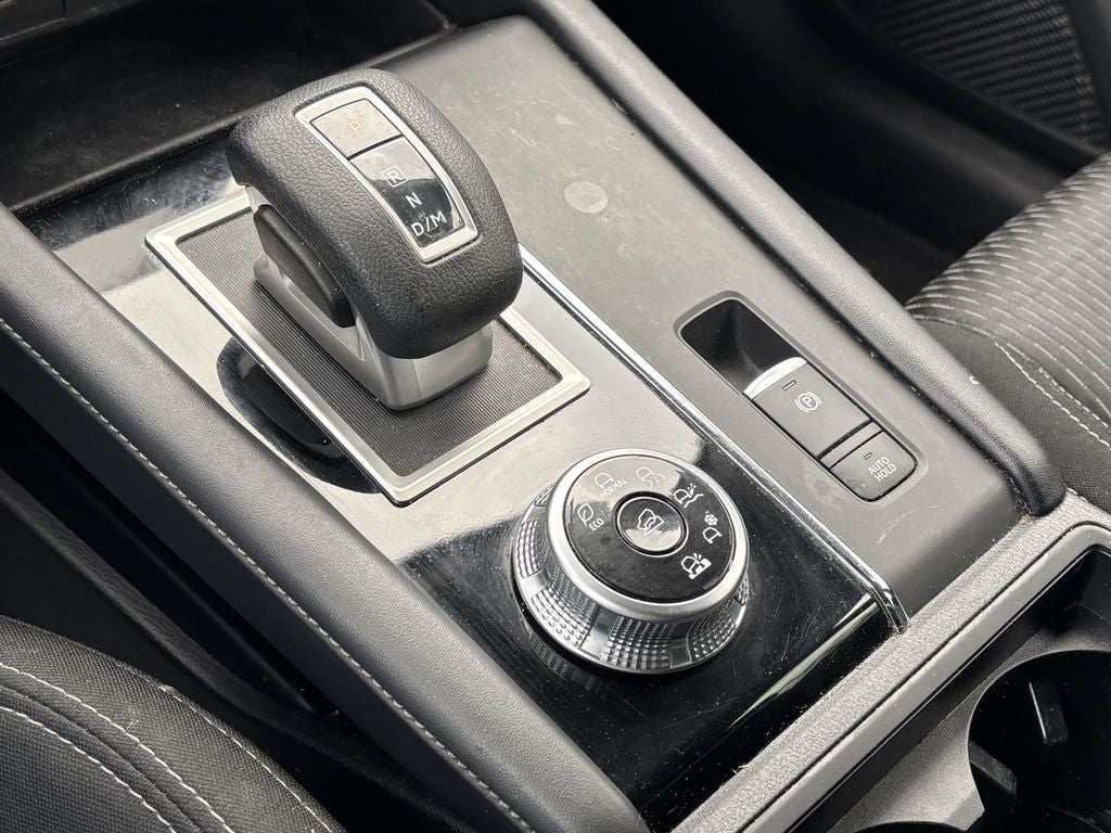 2022 Mitsubishi Outlander ES
