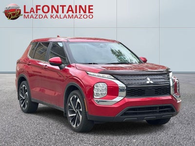 2022 Mitsubishi Outlander ES