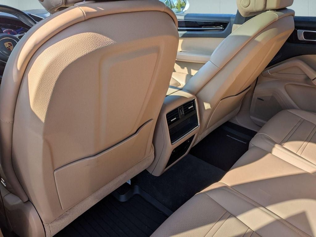 2019 Porsche Cayenne Base