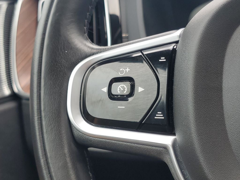 2020 Volvo XC60 T5 Inscription