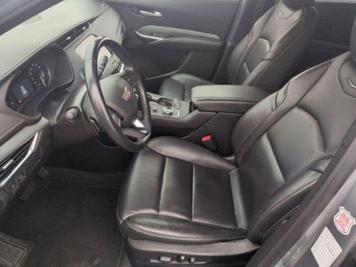 2023 Cadillac XT4 Premium Luxury