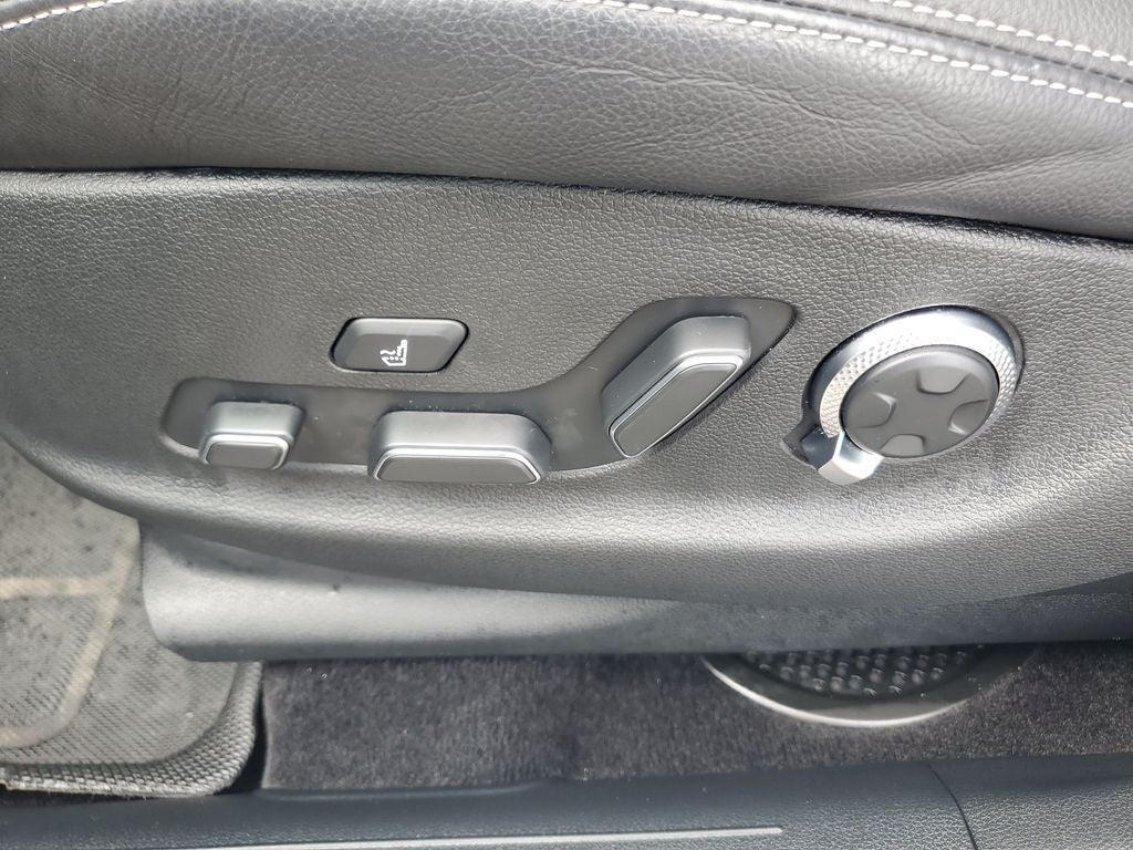 2024 Genesis GV70 2.5T