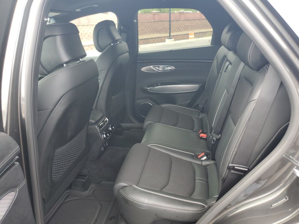 2024 Genesis GV70 2.5T