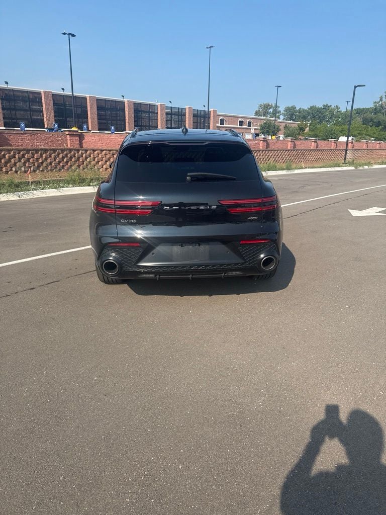 2024 Genesis GV70 2.5T