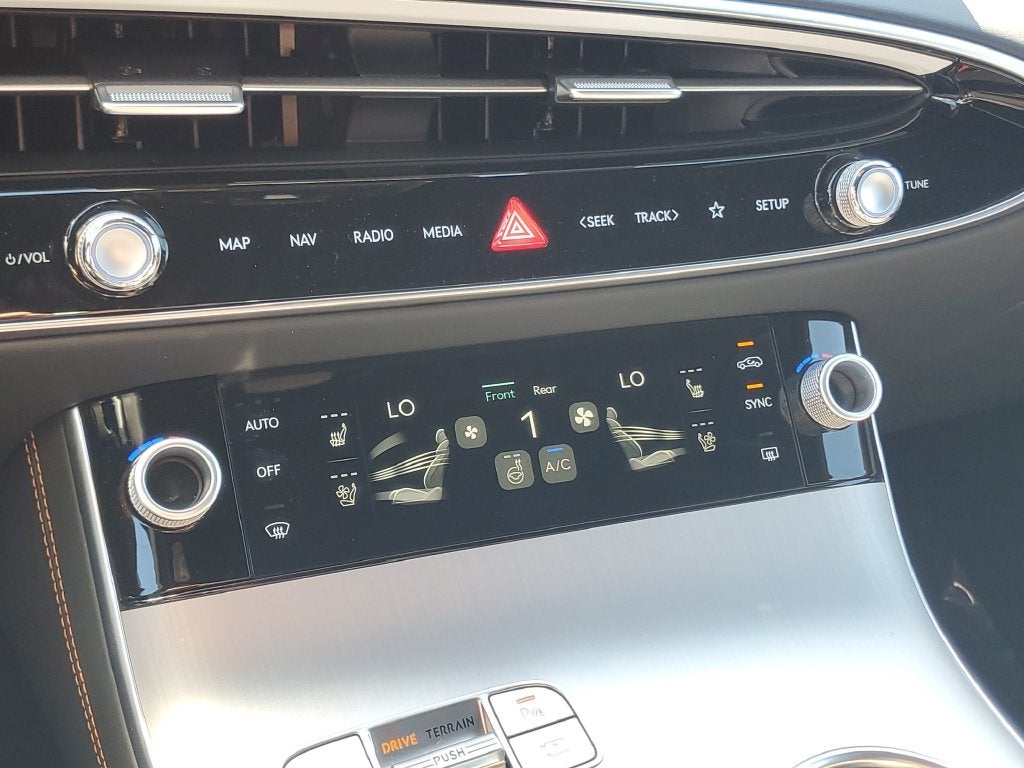 2026 Genesis GV70 3.5T Sport Advanced