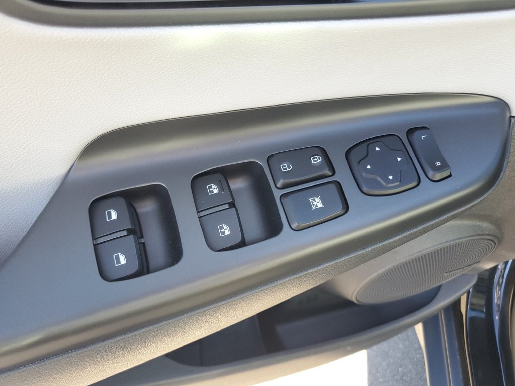2022 Hyundai KONA Limited