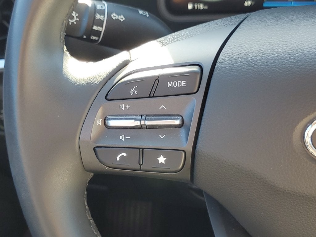 2022 Hyundai KONA Limited
