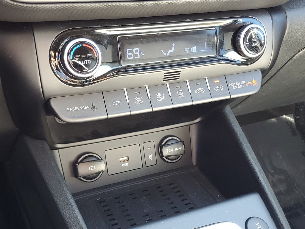 2022 Hyundai KONA Limited