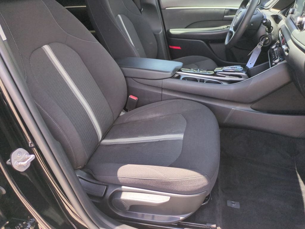 2023 Hyundai SONATA SE