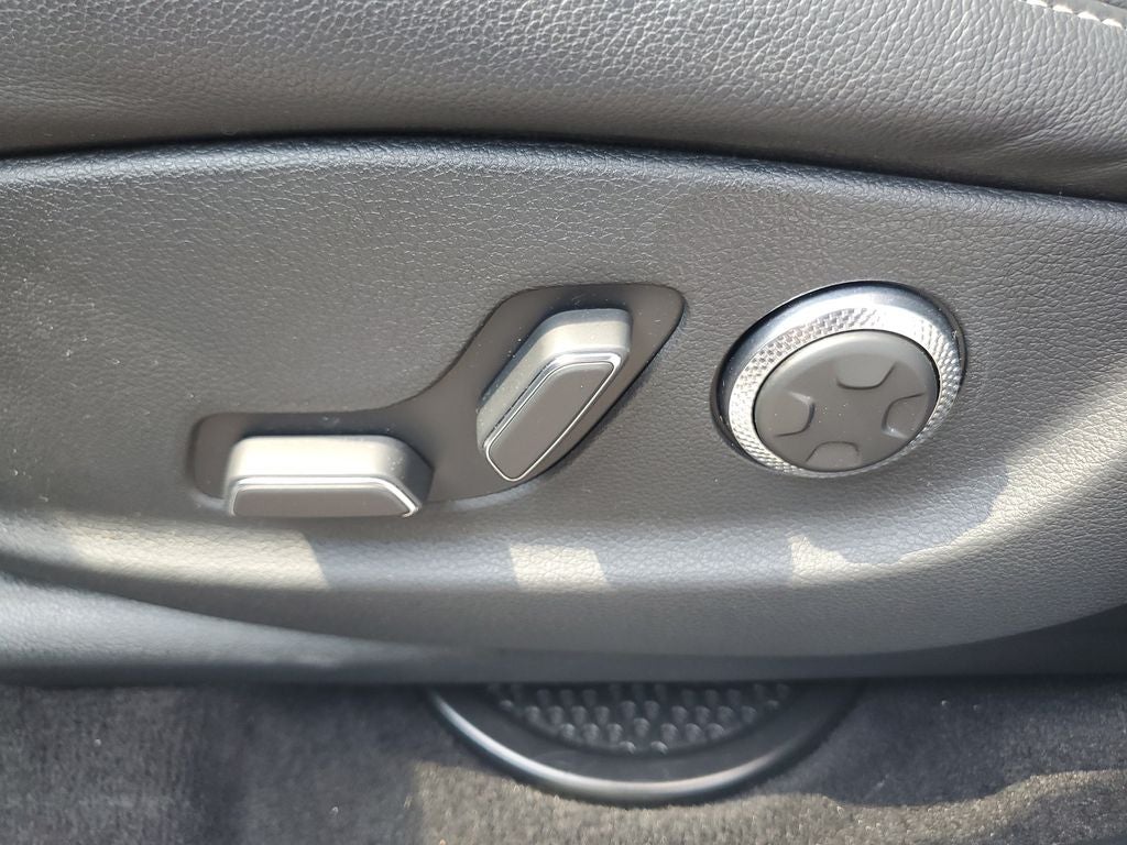 2023 Genesis GV80 2.5T