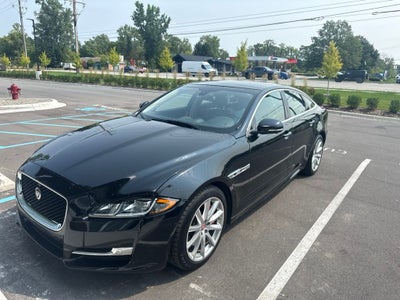 2016 Jaguar XJ R-Sport