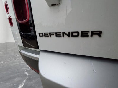 2025 Land Rover Defender 110 S