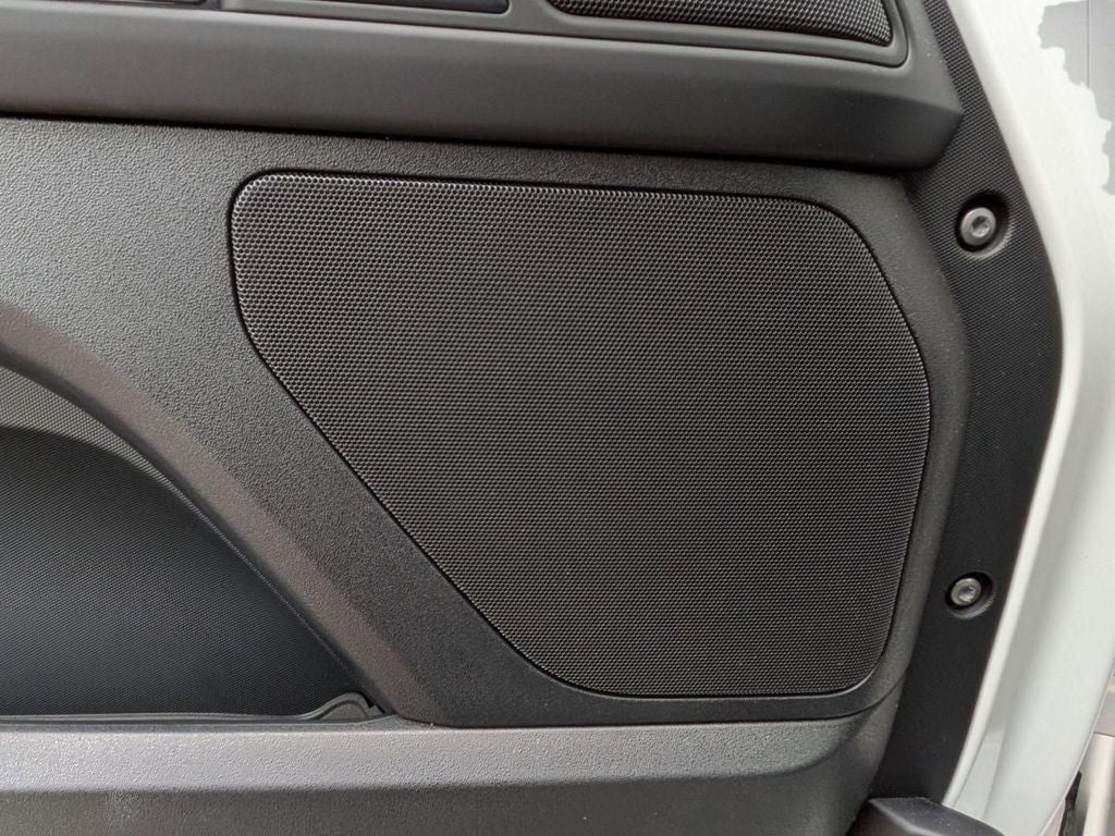 2025 Land Rover Defender 110 S