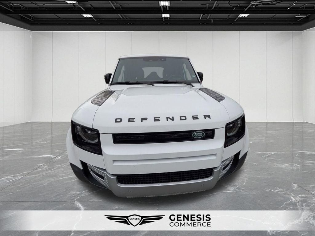 2025 Land Rover Defender 110 S