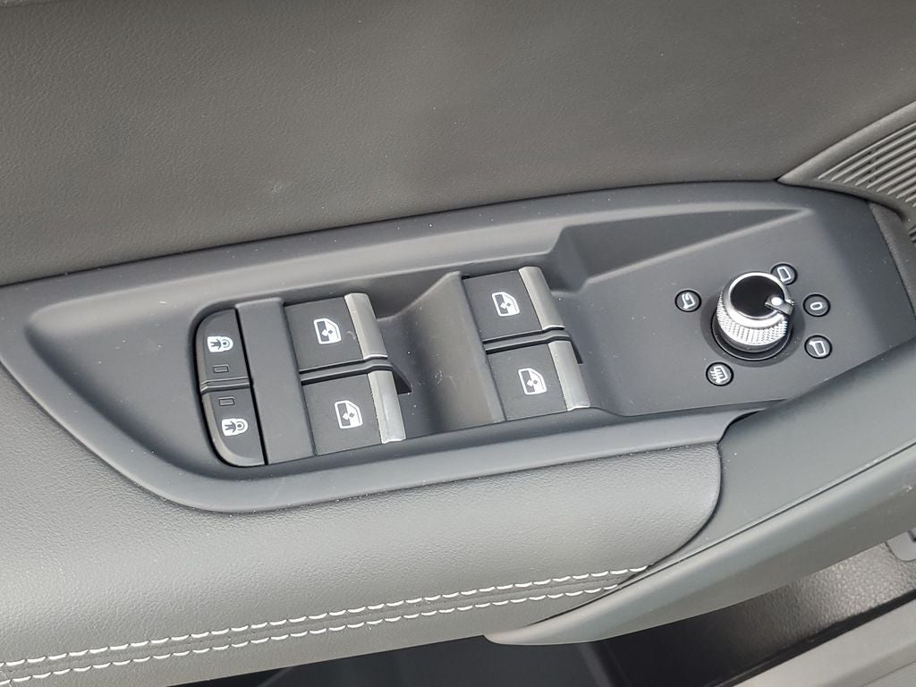 2024 Audi Q5 45 S line Premium Plus quattro