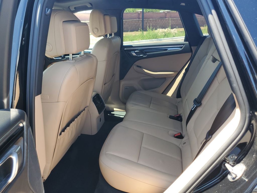 2021 Porsche Macan S