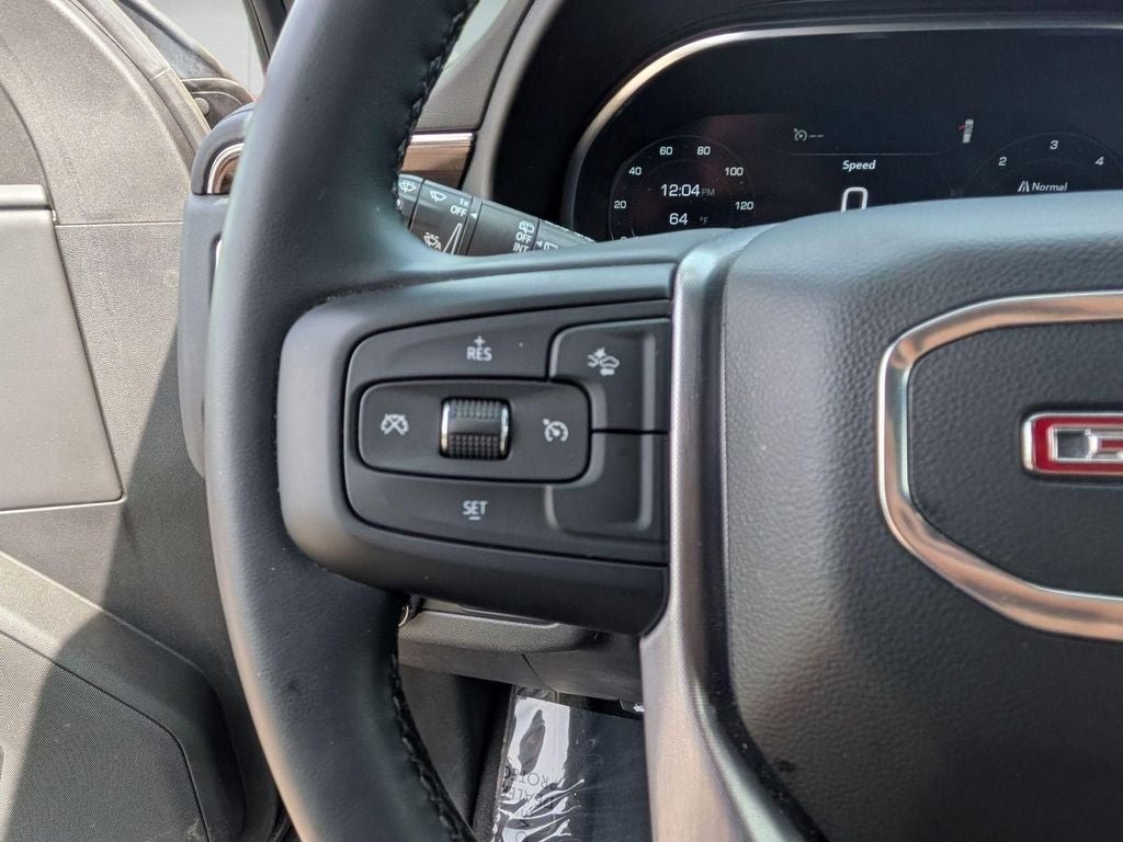 2023 GMC Yukon SLE