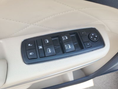 2016 Chrysler 300 C Platinum