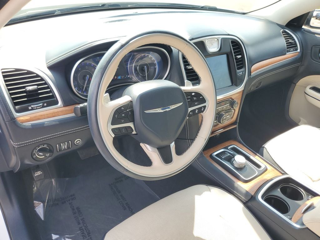 2016 Chrysler 300 C Platinum