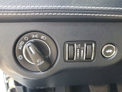 2016 Chrysler 300 C Platinum