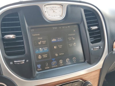 2016 Chrysler 300 C Platinum