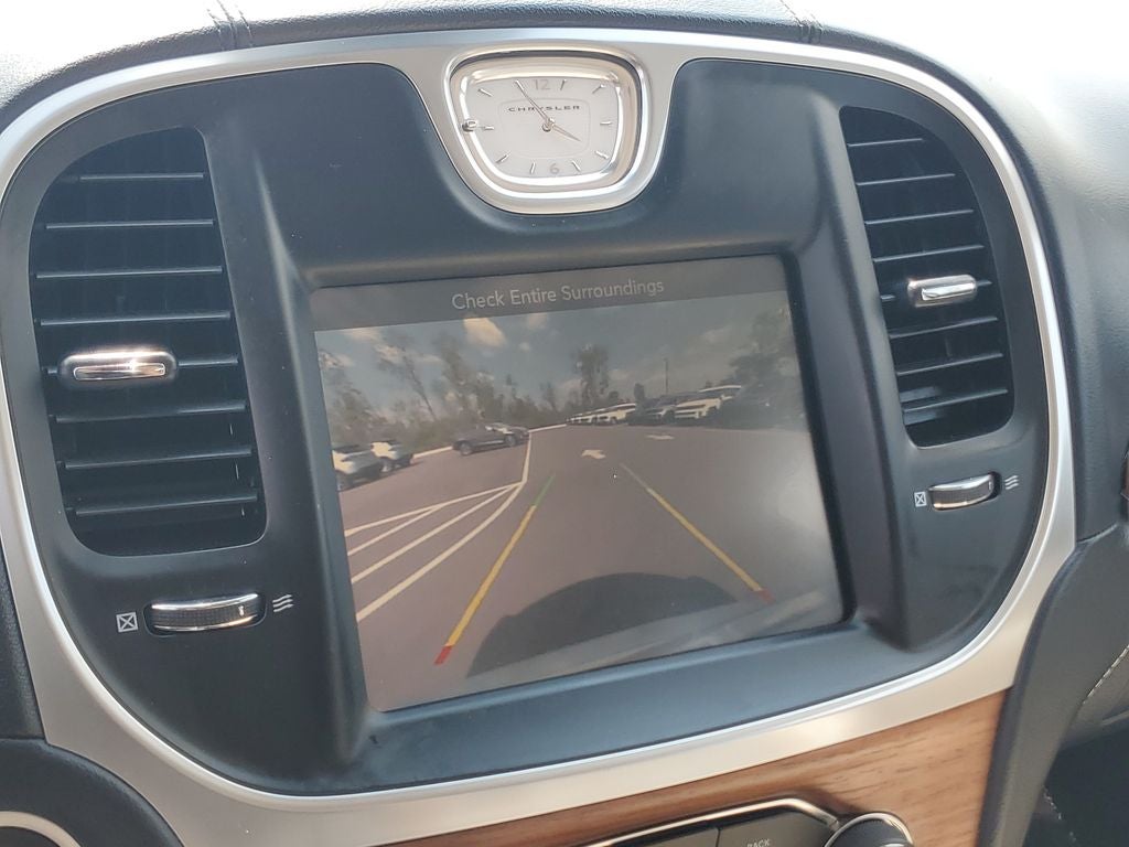 2016 Chrysler 300 C Platinum
