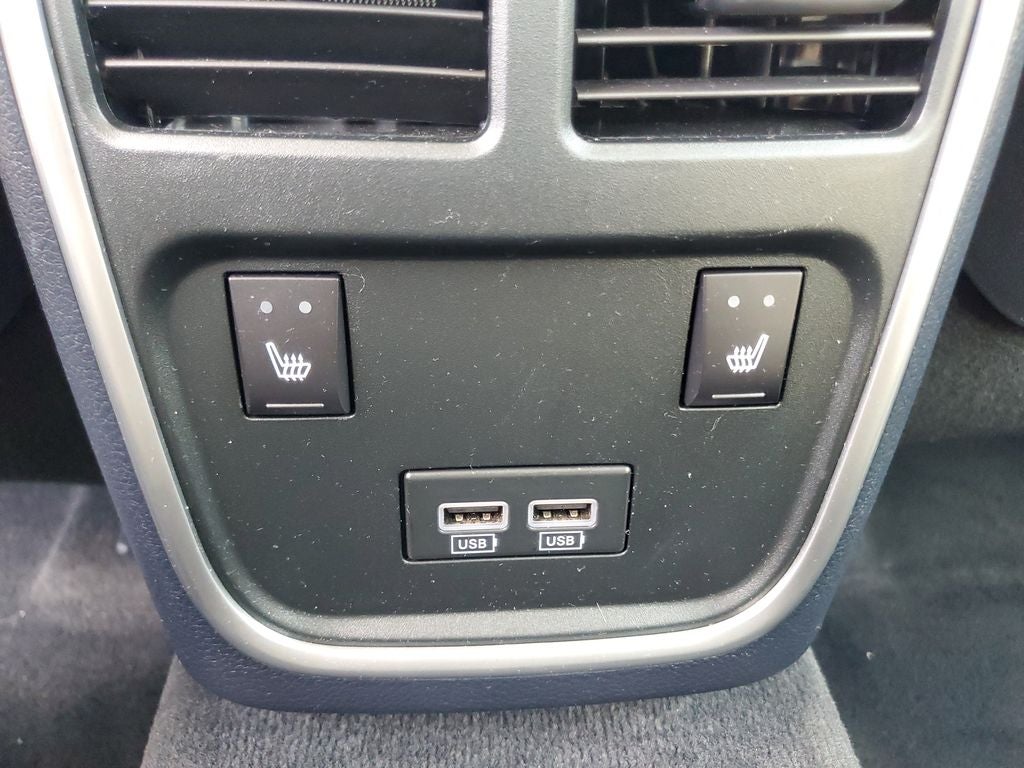 2016 Chrysler 300 C Platinum