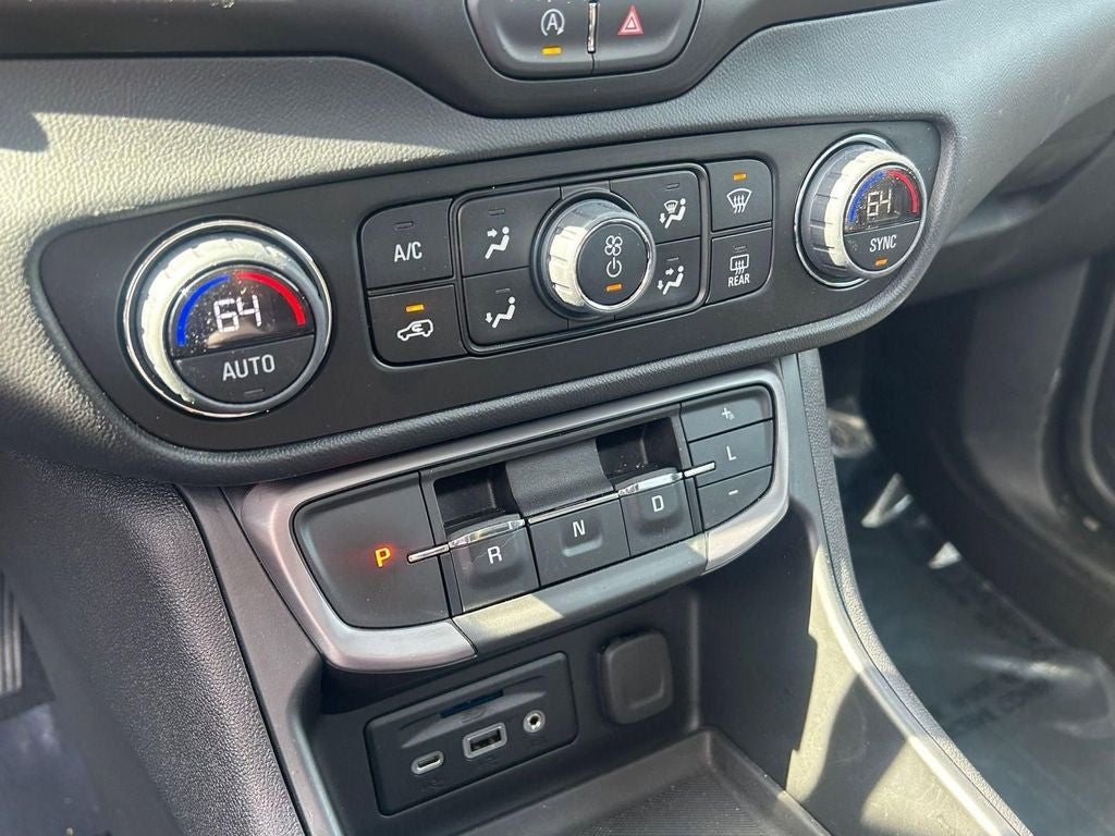 2023 GMC Terrain AT4