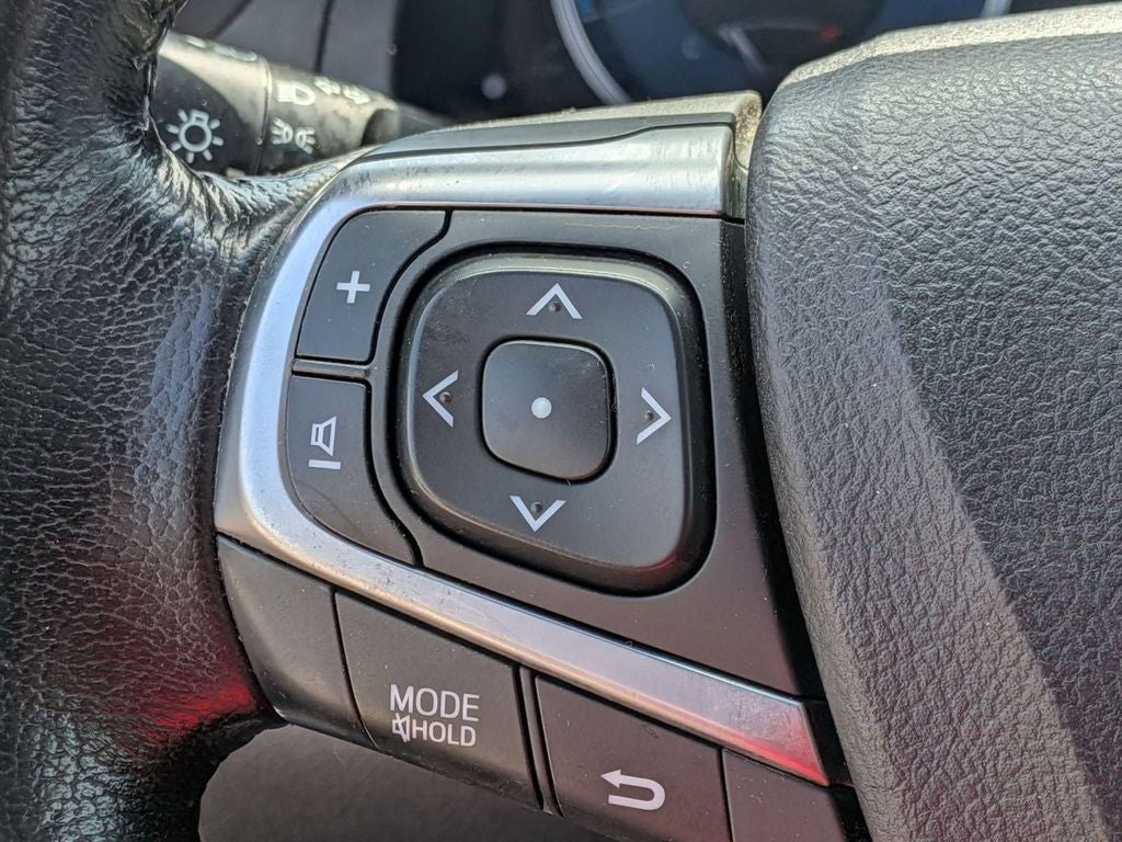 2016 Toyota Camry Hybrid XLE