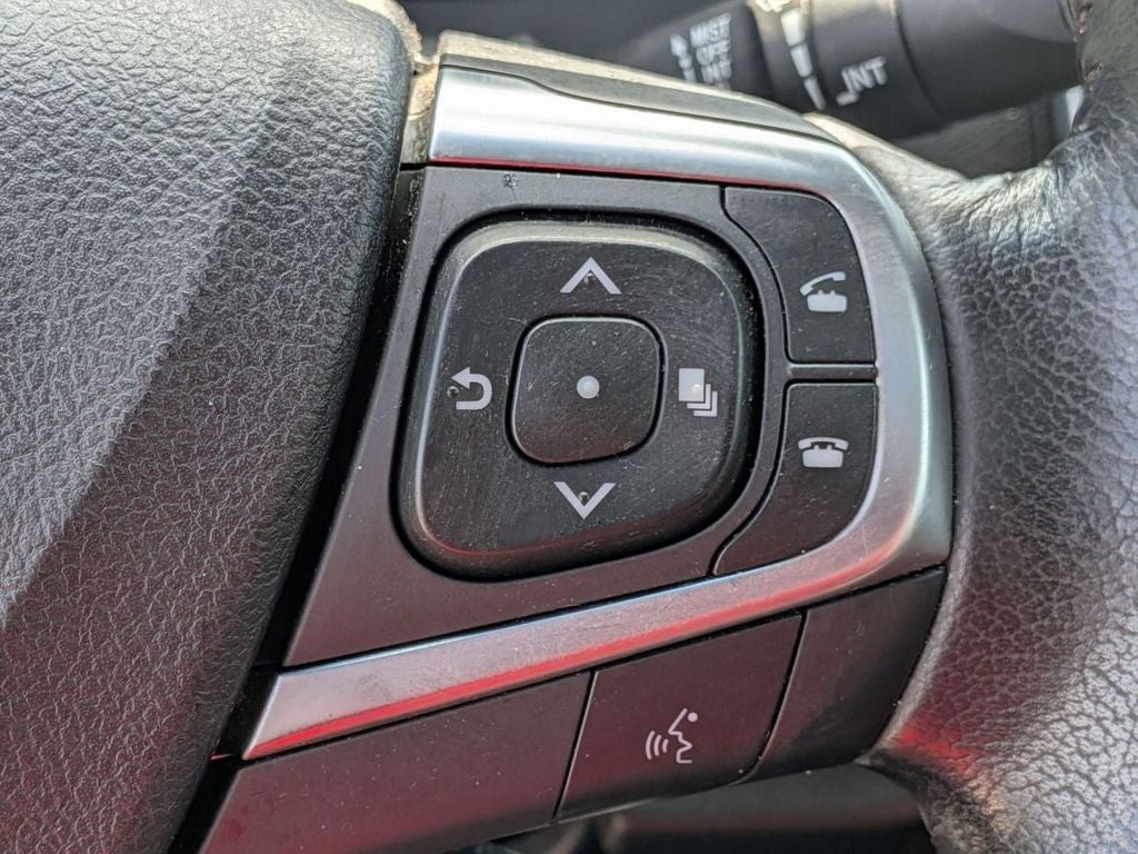 2016 Toyota Camry Hybrid XLE
