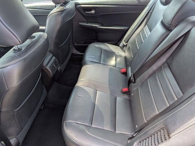 2016 Toyota Camry Hybrid XLE