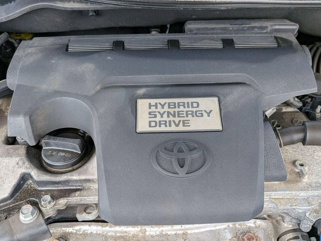2016 Toyota Camry Hybrid XLE