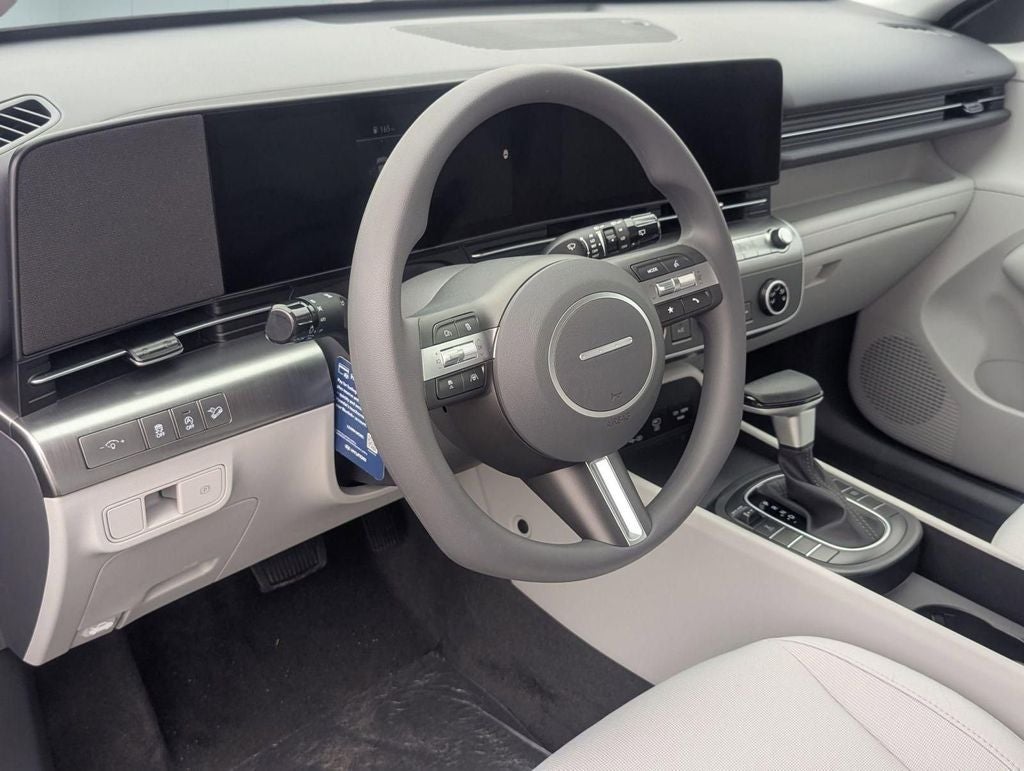 2026 Hyundai KONA SE
