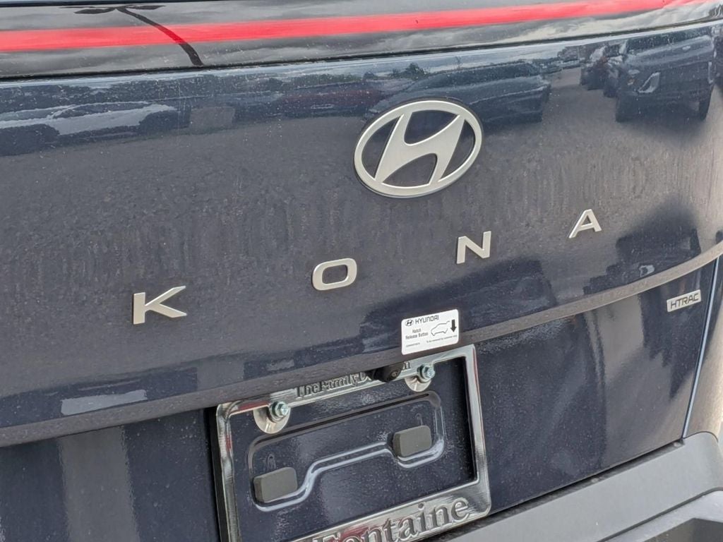 2026 Hyundai KONA SE