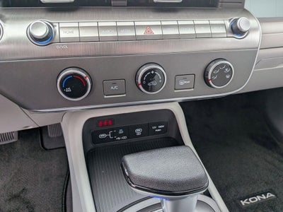 2026 Hyundai KONA SE